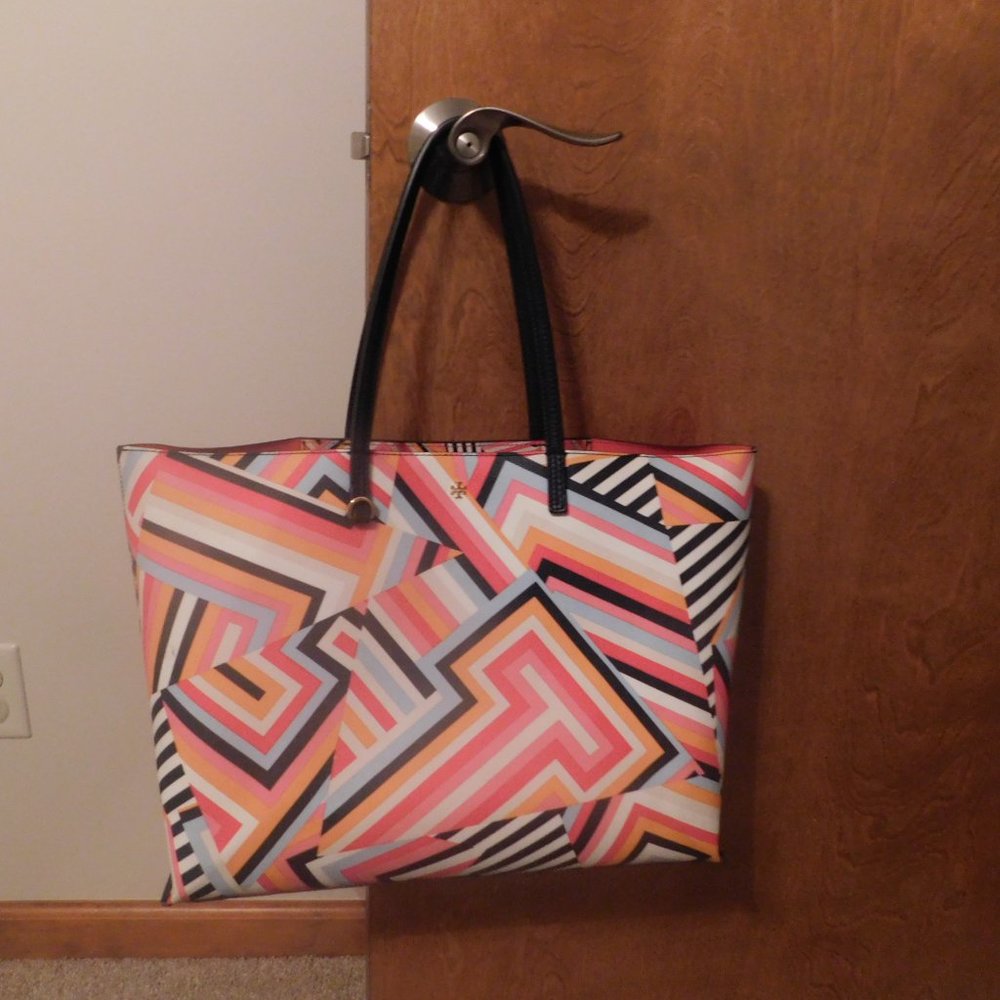 FUN Tory  Burch Tote